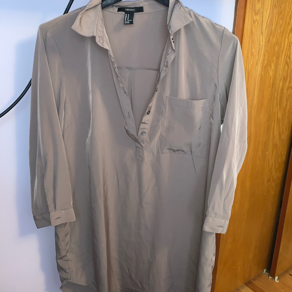 Polyester dress shirt